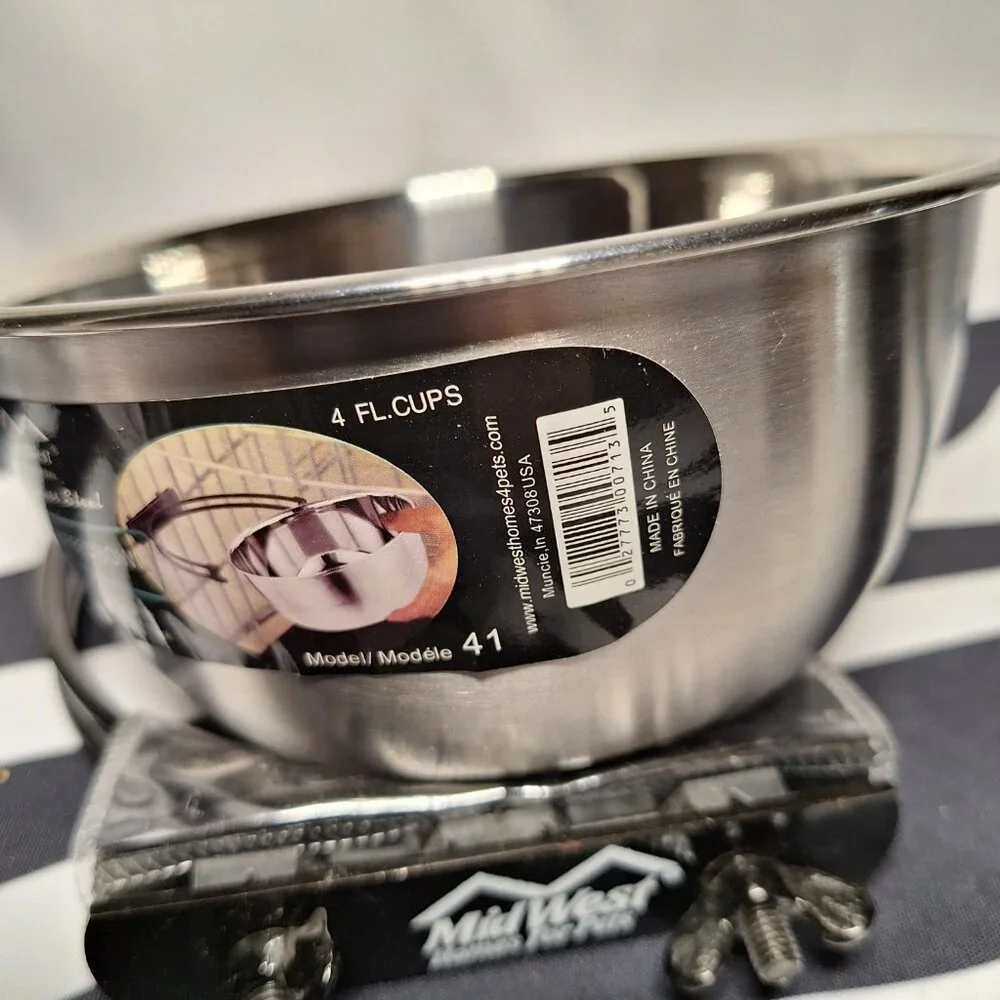 NWT Midwest Snap'y Fit Stainless Steel Water & Feed Bowl - 1 quart (4 cups)